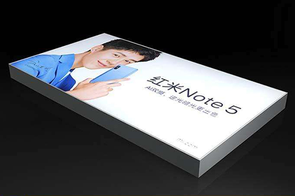 廣告燈箱 廣告燈箱